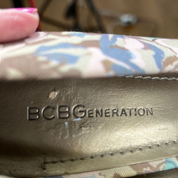 BCBGeneration Heels 9.5 Beautifully Unique! - Picture 8 of 9